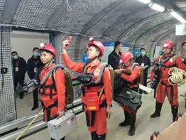 79fb2283e4a7479075494bbce83dfea