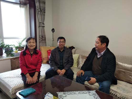 说明: E:\桌面文件 此文件夹勿改动\Desktop\看望老党员\b32165ad7df0539fe20d3a93e147849.jpg